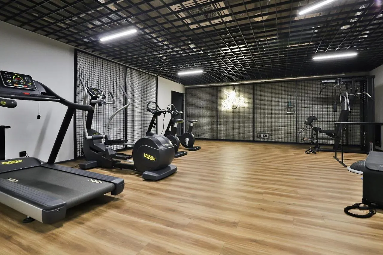 Slaska Studio With Parking & Gym Business District Gdansk By Noclegi Renters شقة